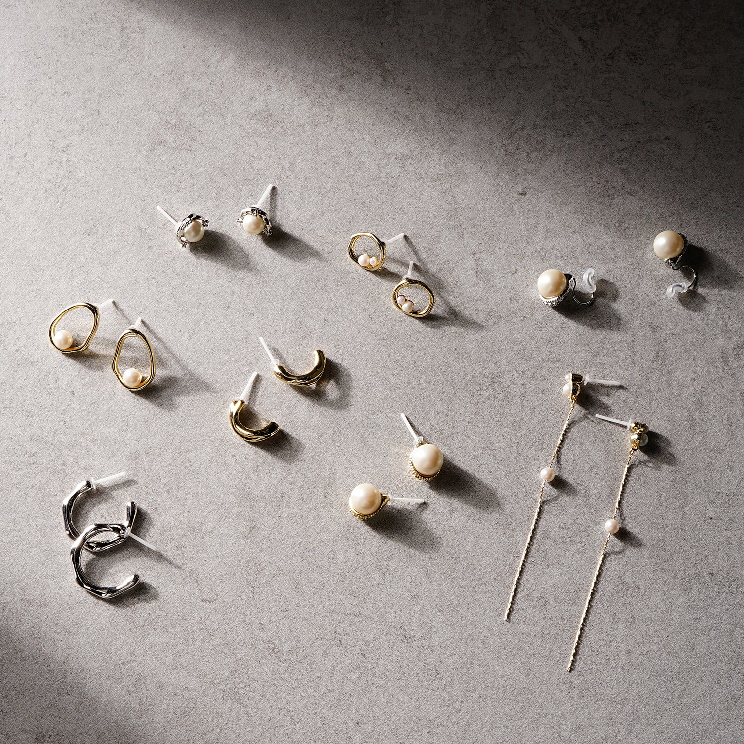 パール×メタル ラインストーン ノンホールピアス