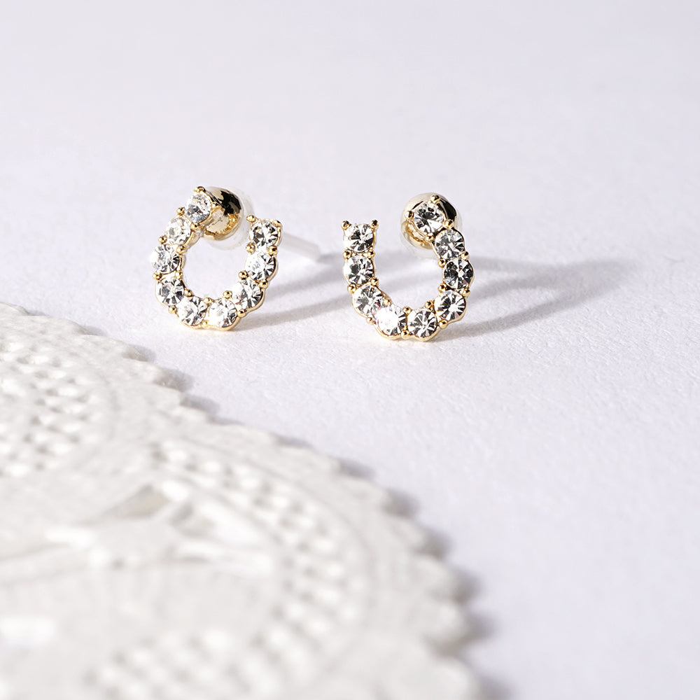 【 金属アレルギー対応 】ビジュー ホースシュー ゴールド セラミックポストピアス