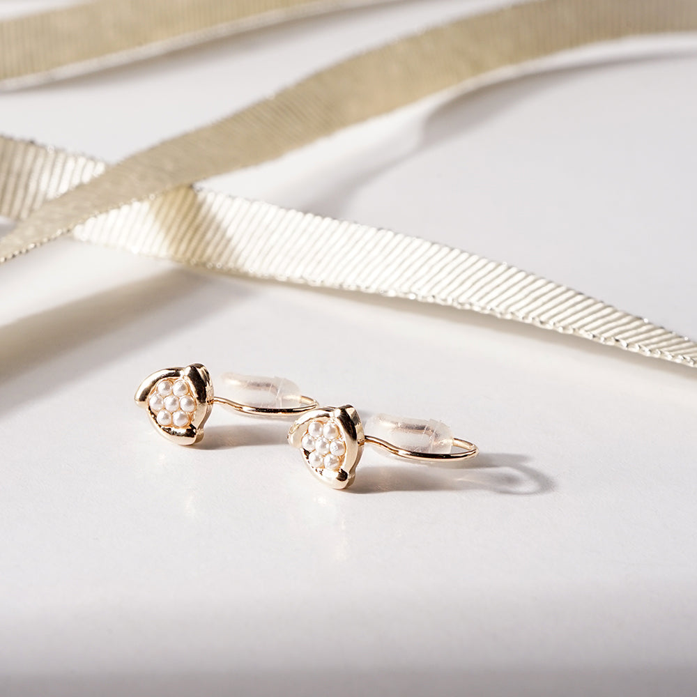 【8/20再入荷】メタル×プチパール フラワー ノンホールピアス