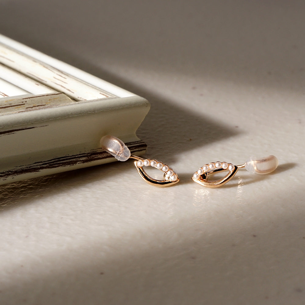 【9/8再入荷】メタル×プチパール リーフノンホールピアス