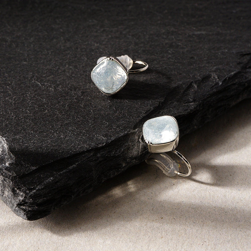 【NEW】カラーキュービックジルコニア ノンホールピアス