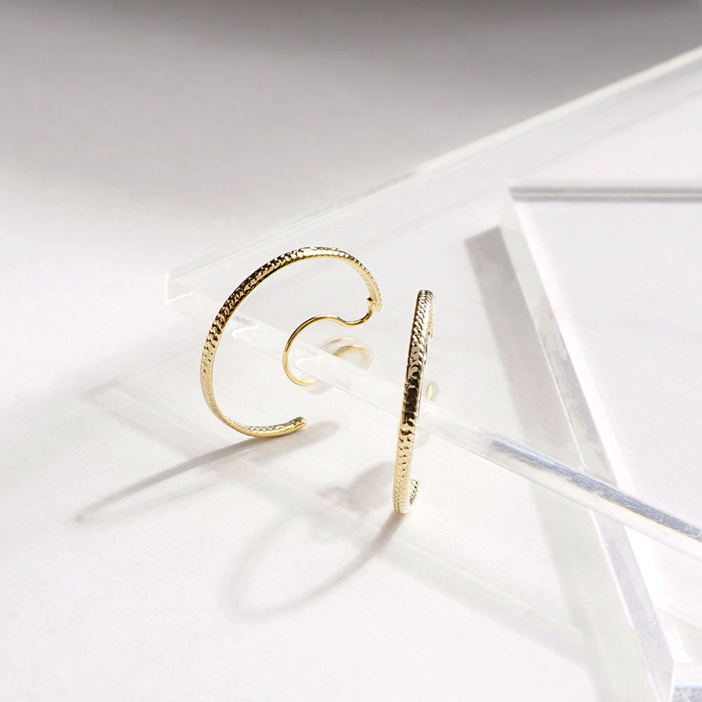 【NEW】メタルフープ ノンホールピアス