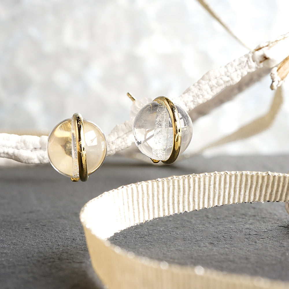 Natural stone 天然石ボールピアス (L)