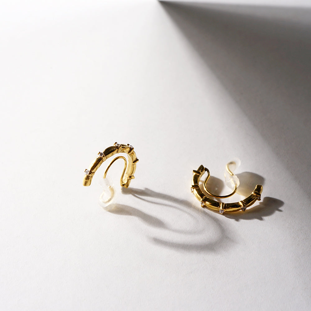 ステンレス ストーン ハーフフープノンホールピアス イヤリング シリコン 痛くない おしゃれ シンプル 金属アレルギー対応 itam