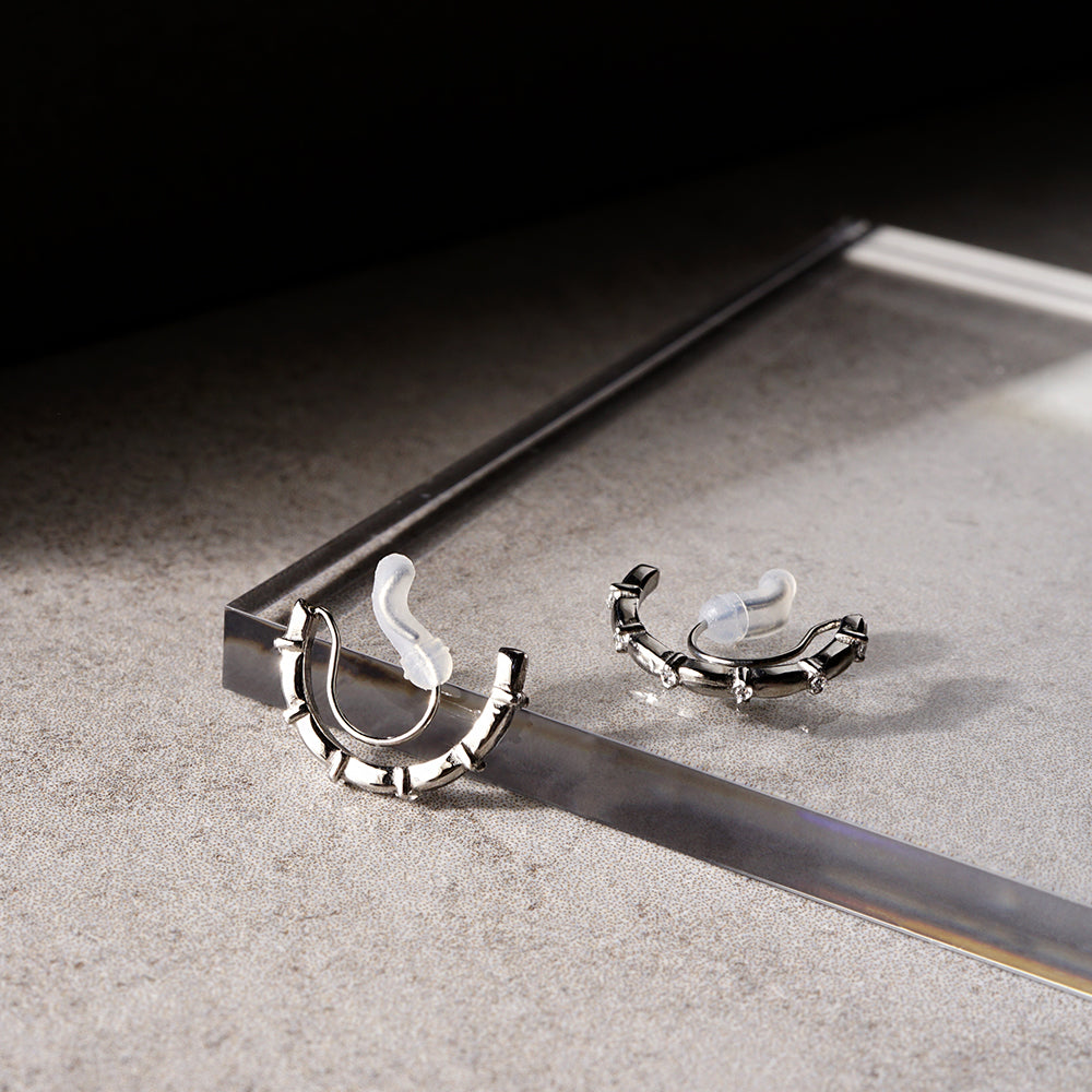 ステンレス ストーン ハーフフープノンホールピアス イヤリング シリコン 痛くない おしゃれ シンプル 金属アレルギー対応 itam