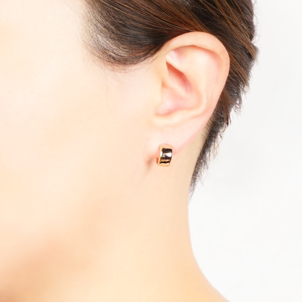 【NEW】【 金属アレルギー対応 】メタルシリーズ ハーフフープ セラミックポストピアス