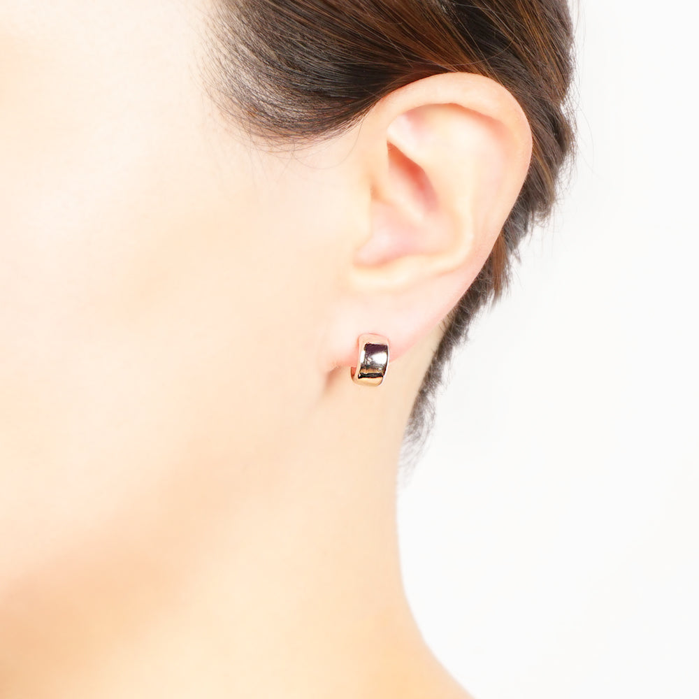 【NEW】【 金属アレルギー対応 】メタルシリーズ ハーフフープ セラミックポストピアス