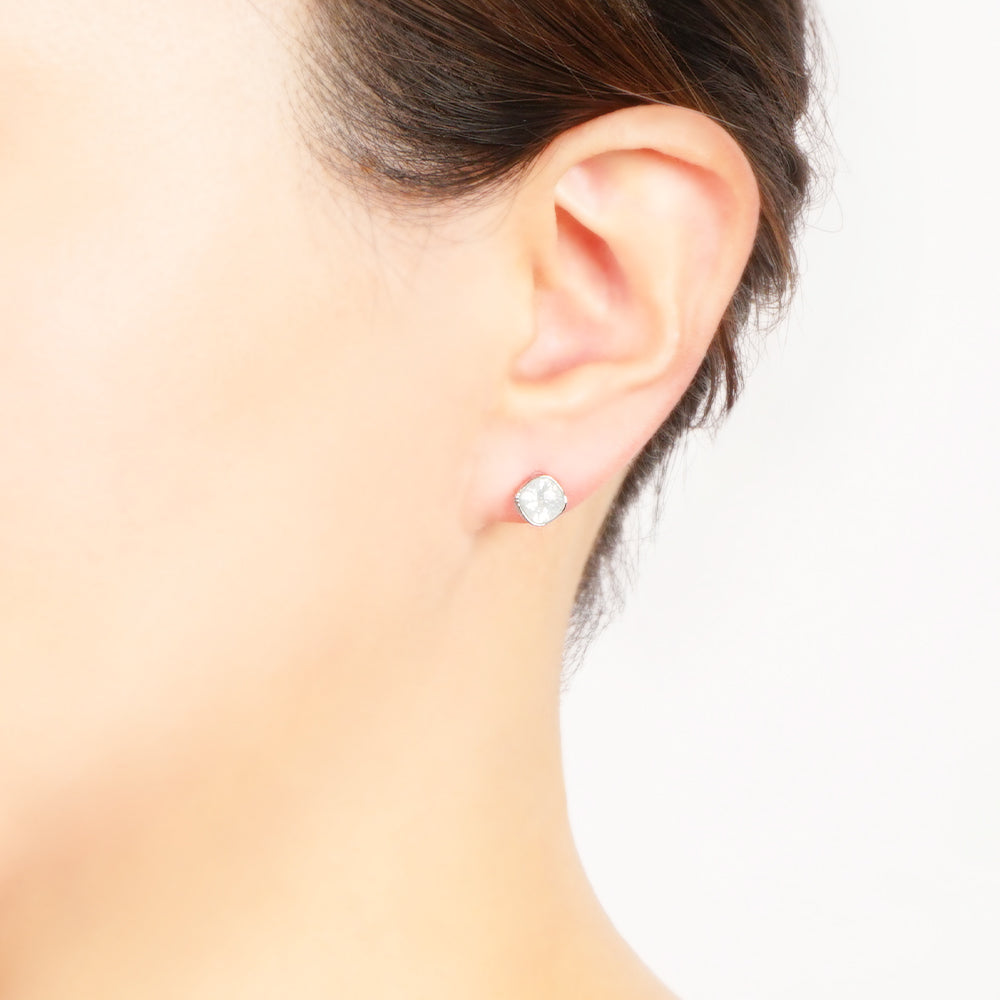 【NEW】【 金属アレルギー対応 】カラーキュービックジルコニア セラミックポストピアス