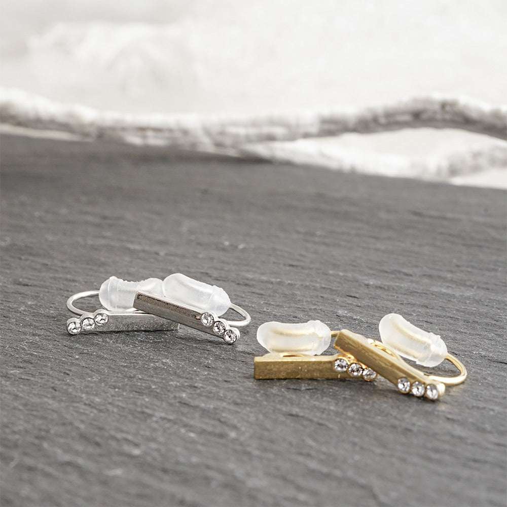 3連ストーン ノンホールピアス