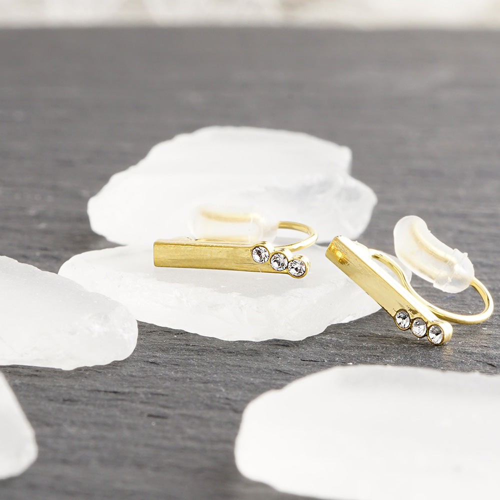 3連ストーン ノンホールピアス