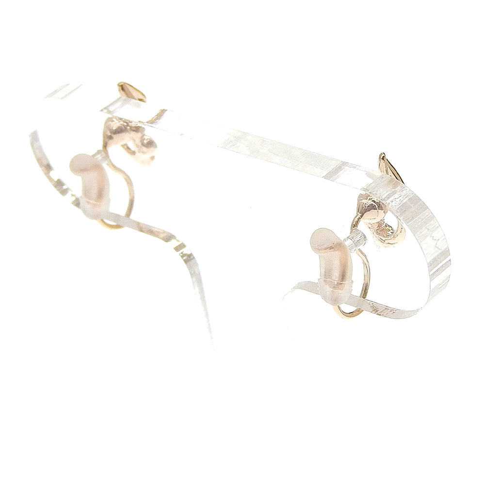 3連ストーン ドロップ ノンホールピアス