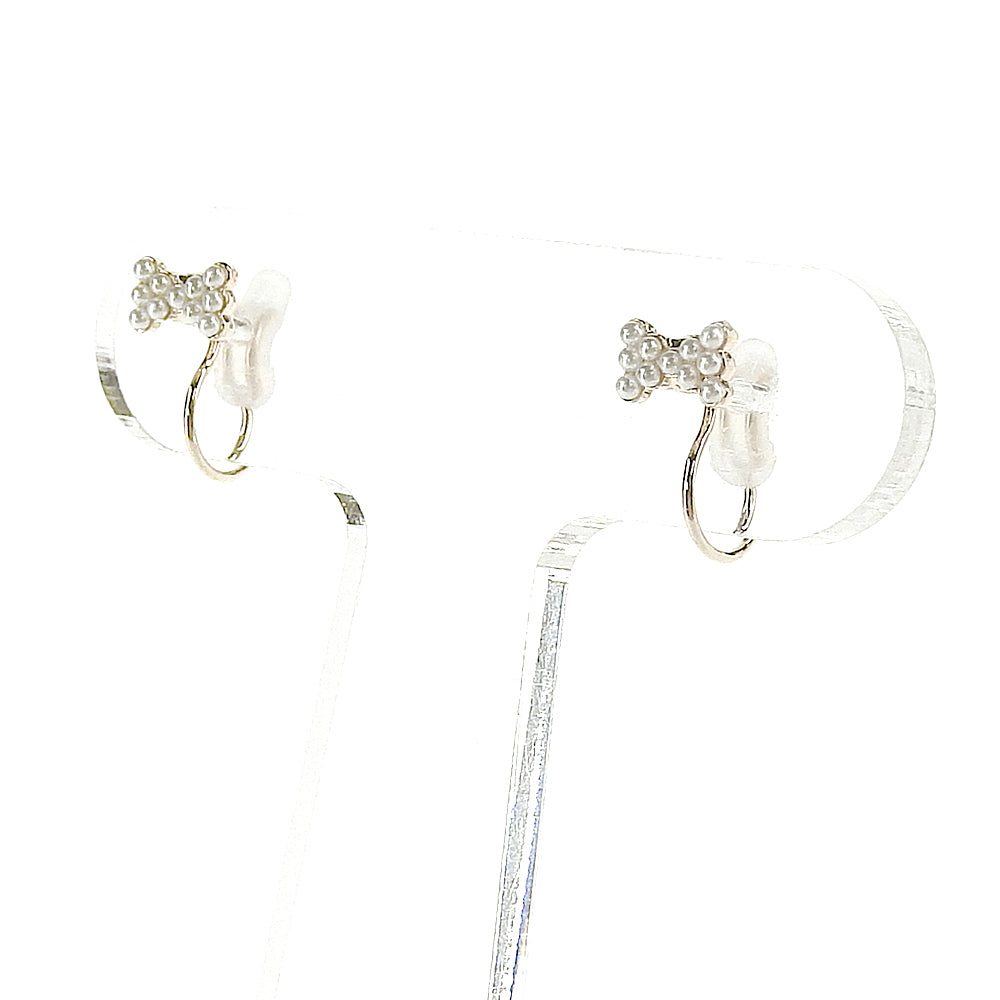 パール リボン ノンホールピアス