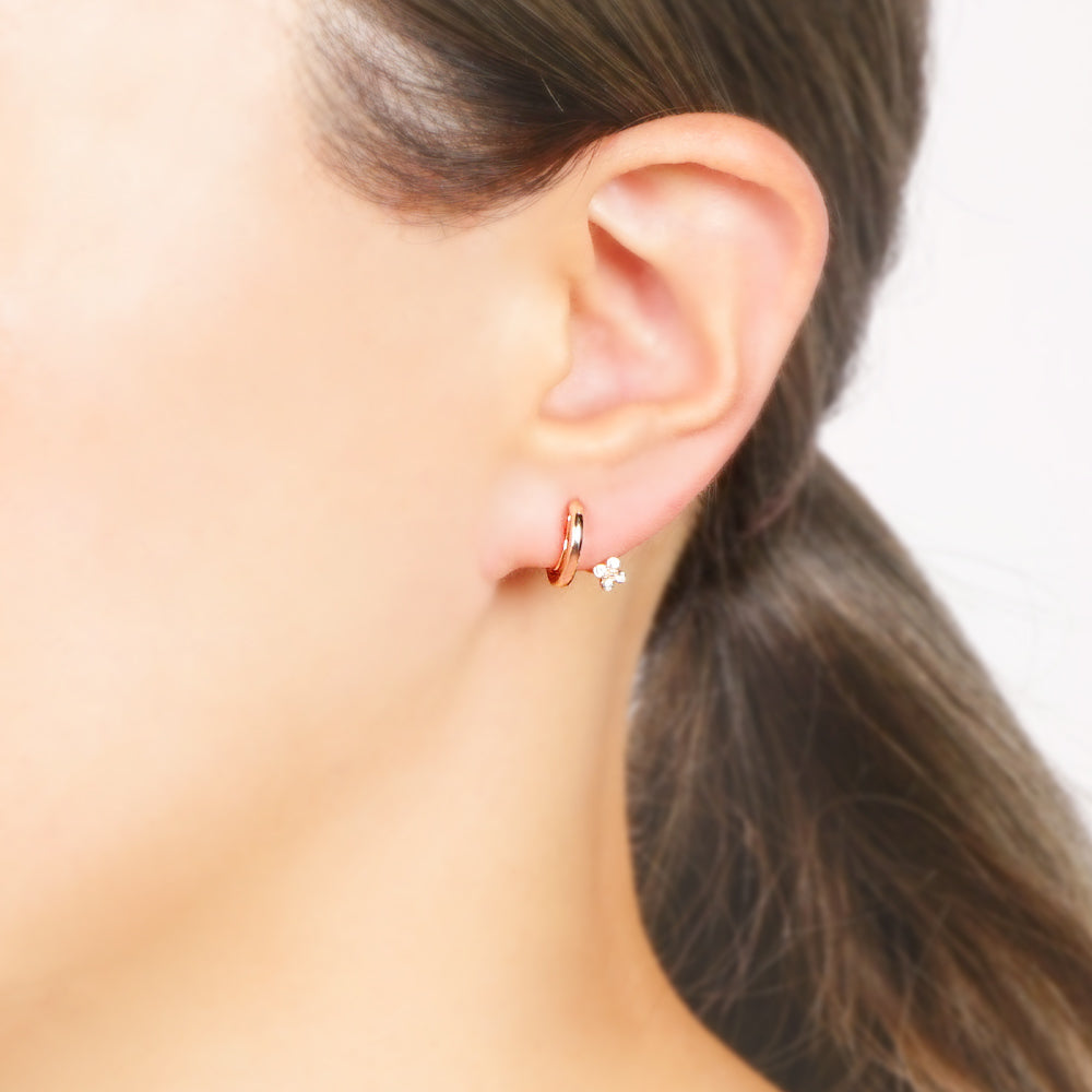 カーブ フラワー バックノンホールピアス 痛くない イヤリング 金属アレルギー対応 日本製 itam ピアスみたいに見える