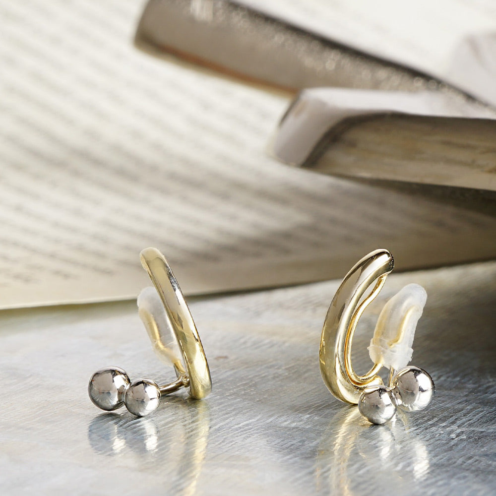 カーブ ゴールド&シルバー バックノンホールピアス