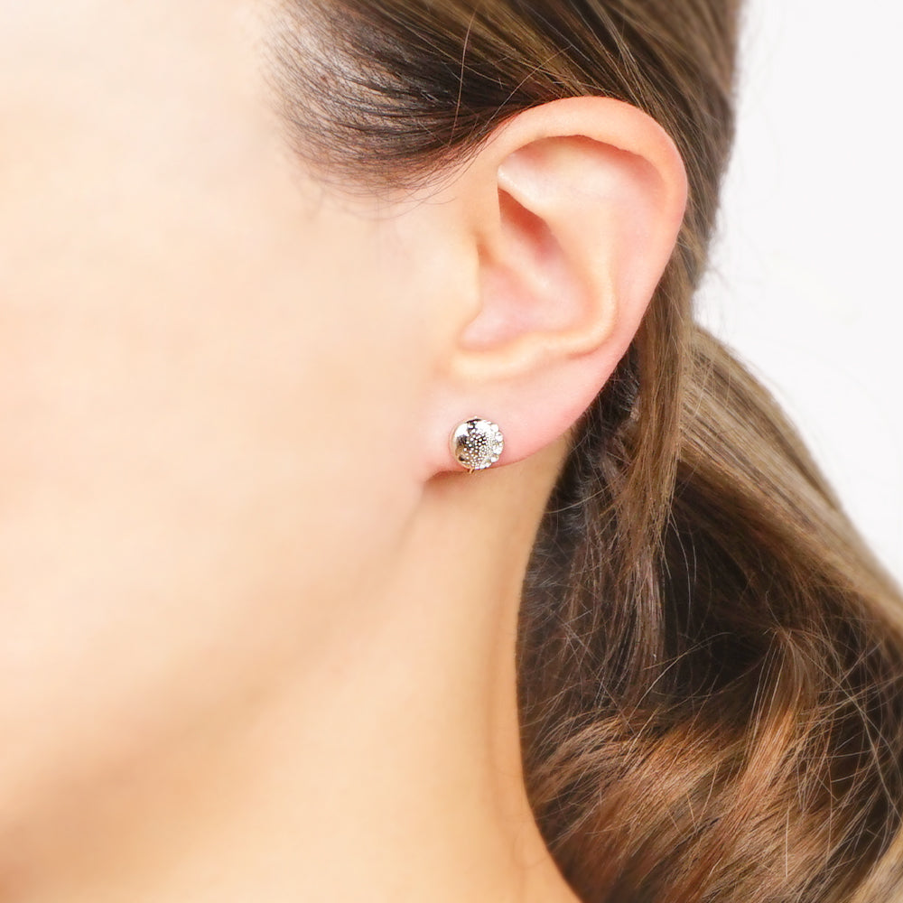 ラウンド ストーン ノンホールピアス