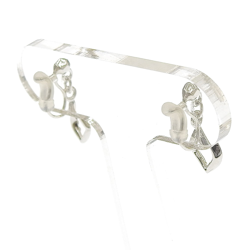 3連ストーン ノンホールピアス