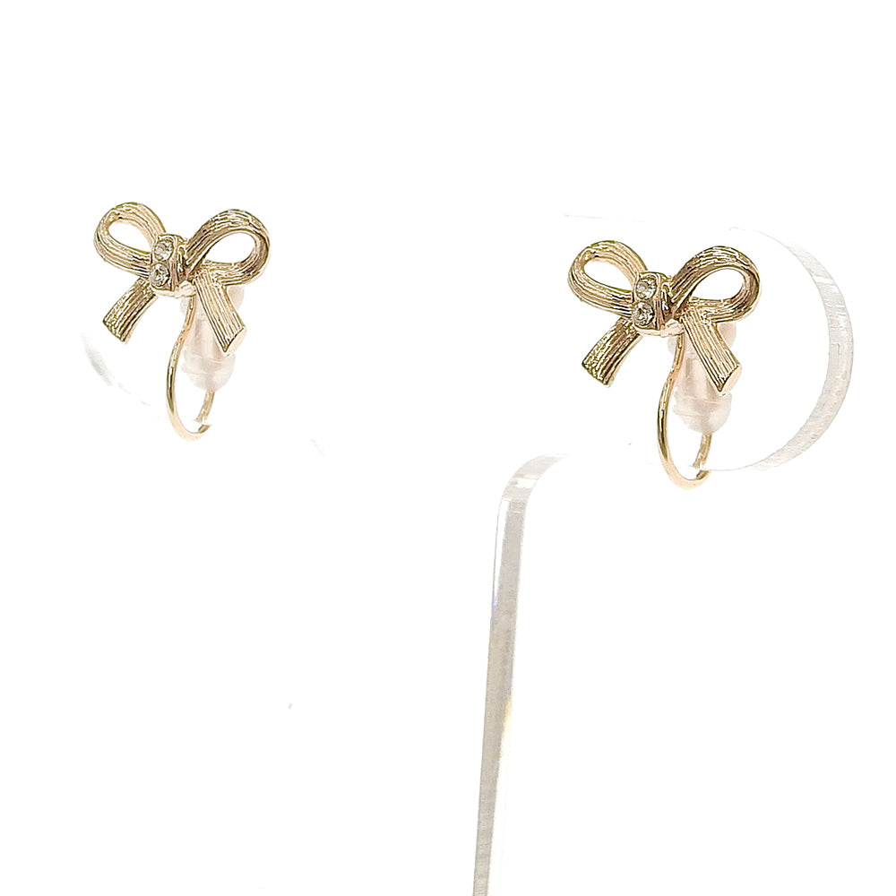 【9/17再入荷】リボン ストーン ノンホールピアス