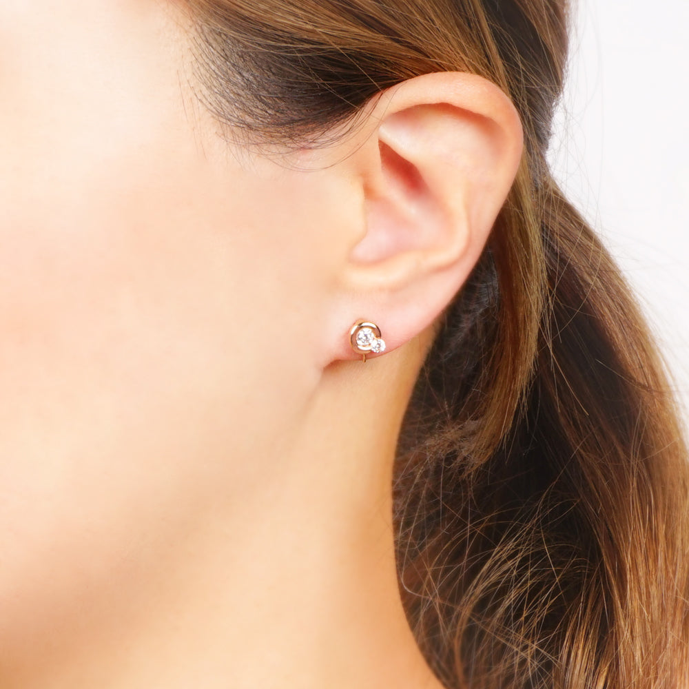 ニュアンスメタル 2粒キュービックジルコニア ノンホールピアス