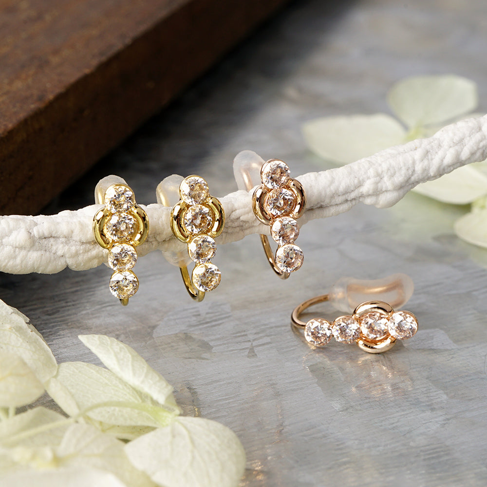 ニュアンスメタル 4連キュービックジルコニア ノンホールピアス