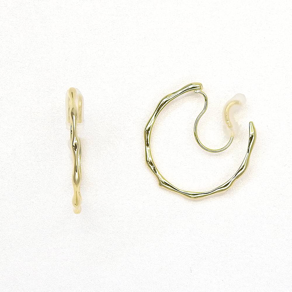 【NEW】メタルフープ ノンホールピアス