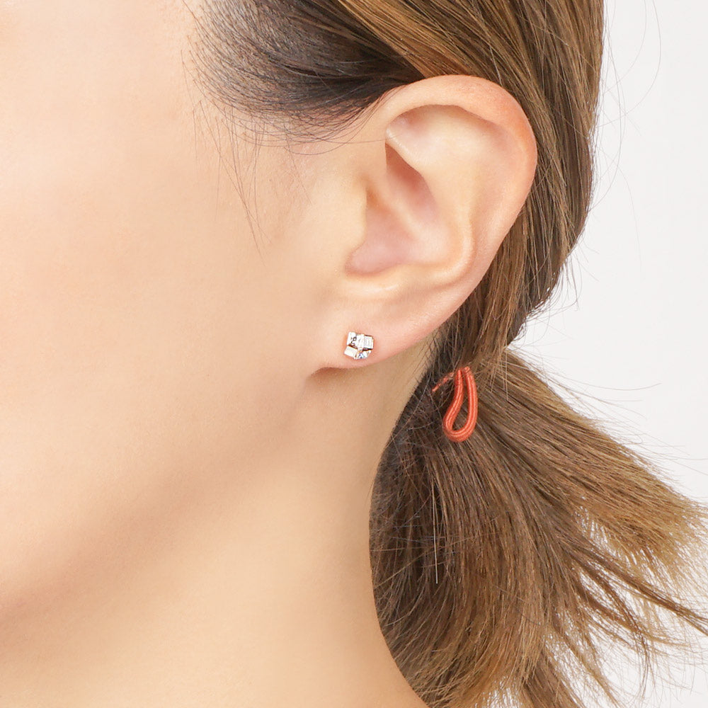 【NEW Color】【itam人気商品】スクエアストーン セラミックポストピアス