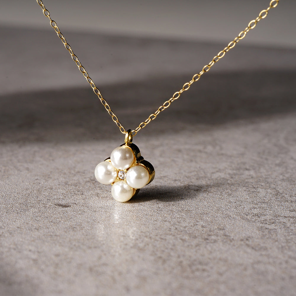 【NEW】ステンレス フラワー 合成シェルパール ネックレス