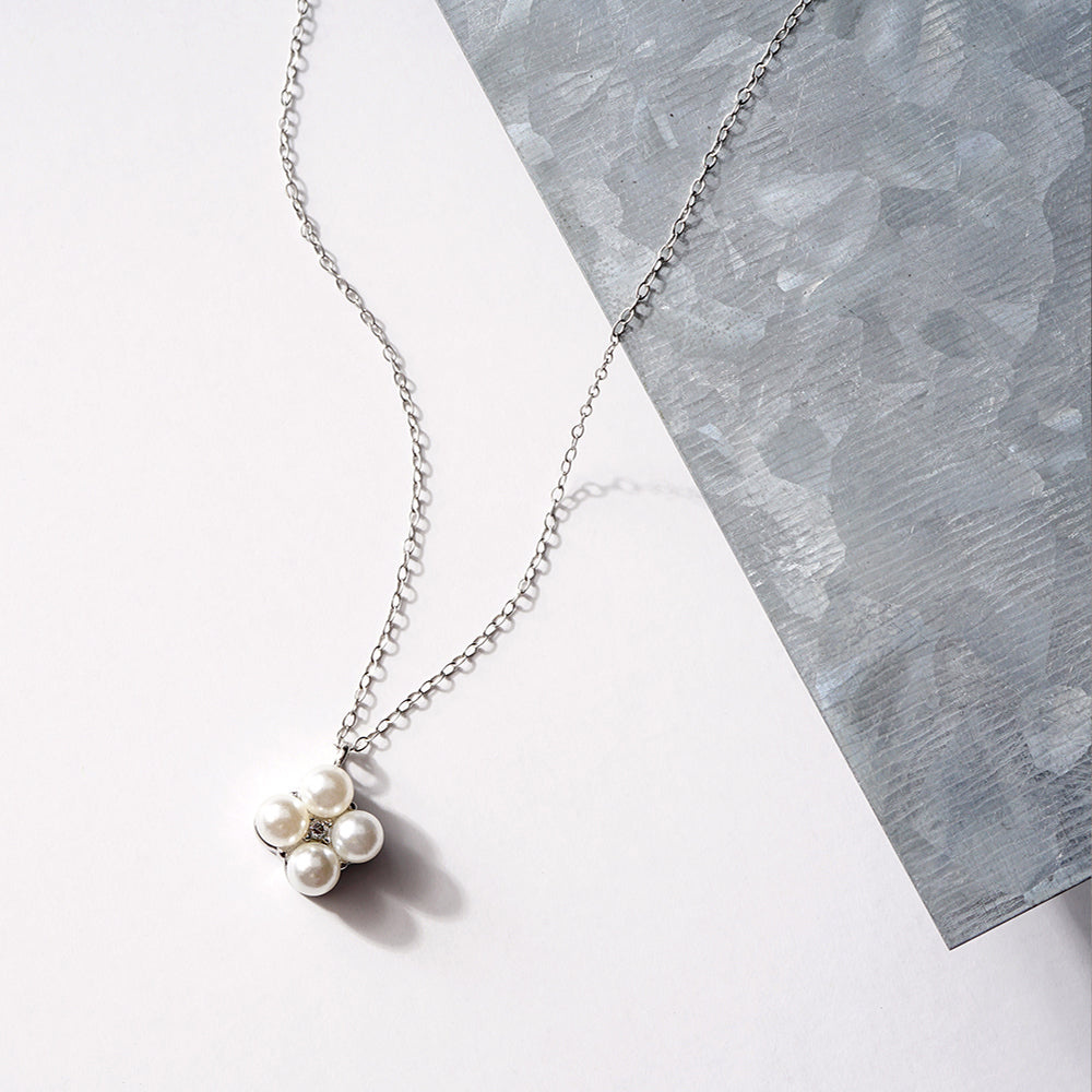 【NEW】ステンレス フラワー 合成シェルパール ネックレス