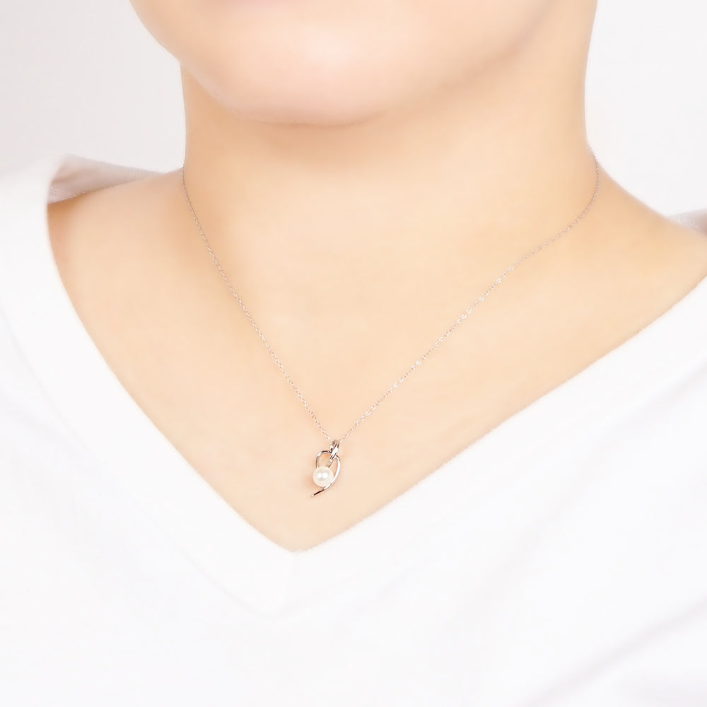 【NEW】ステンレス 合成シェルパール ネックレス