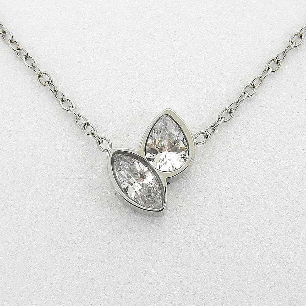 【NEW】【 金属アレルギー対応 】クリアキュービックジルコニア ステンレスネックレス