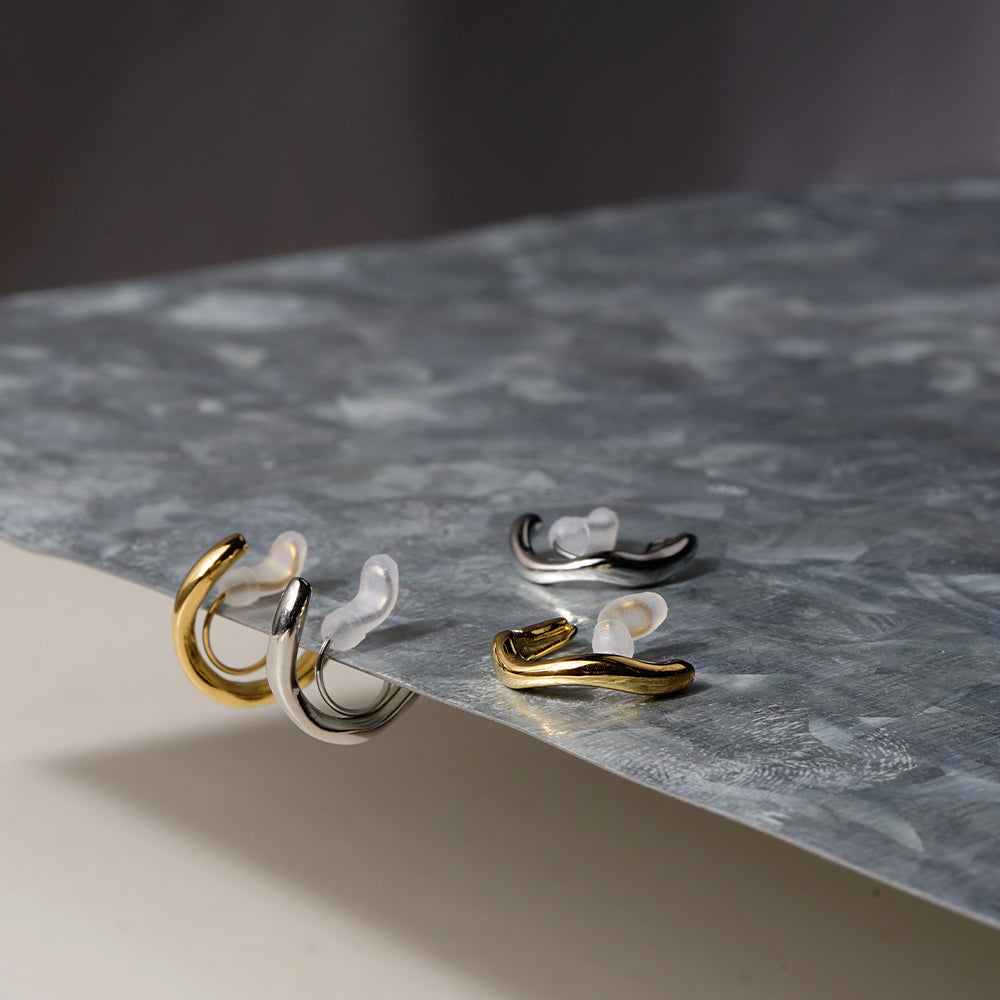 ステンレス ウェーブハーフフープ ノンホールピアス 痛くない イヤリング 金属アレルギー