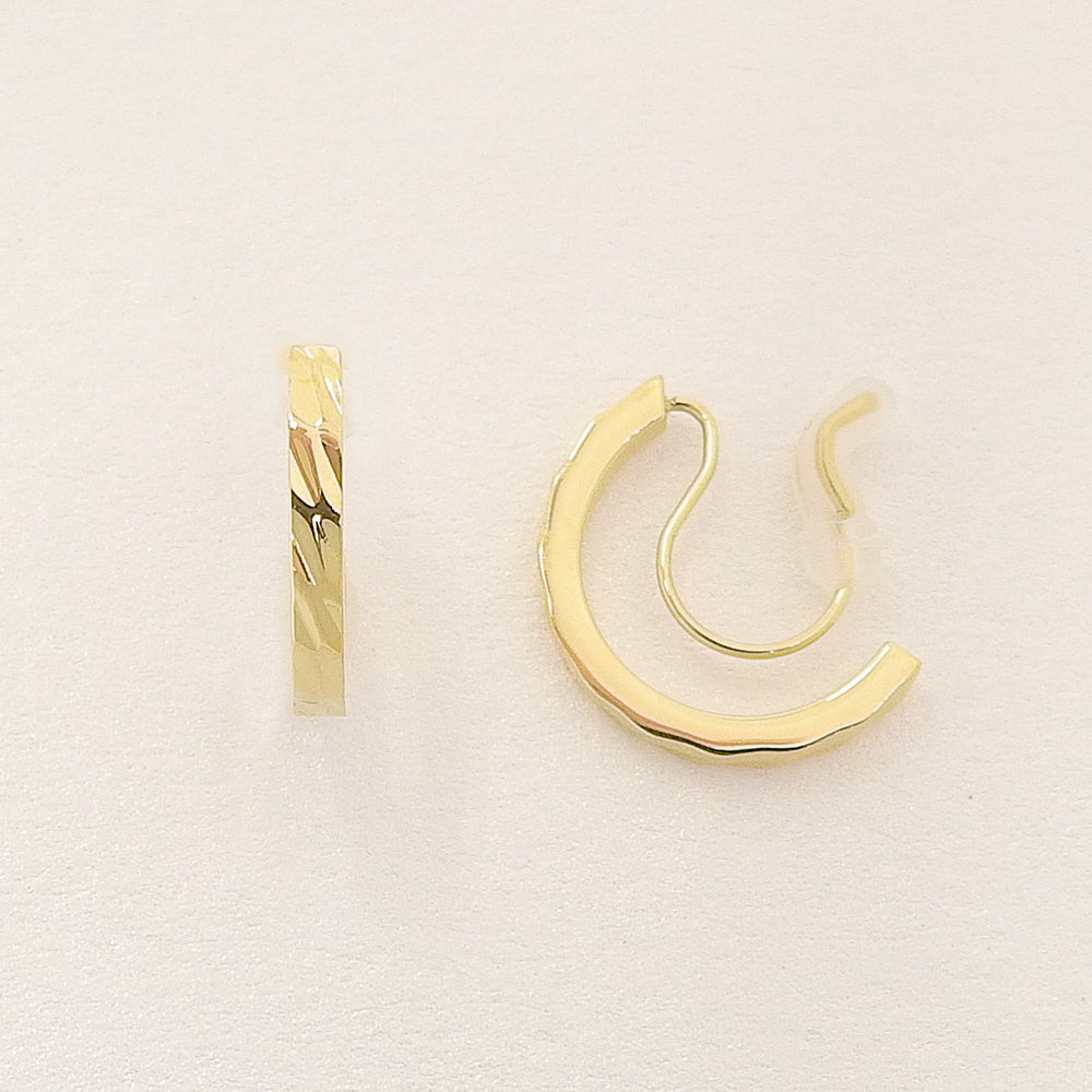 ステンレス カットデザイン ハーフフープノンホールピアス イヤリング シリコンキャッチ おしゃれ シンプル 金属アレルギー対応 itam