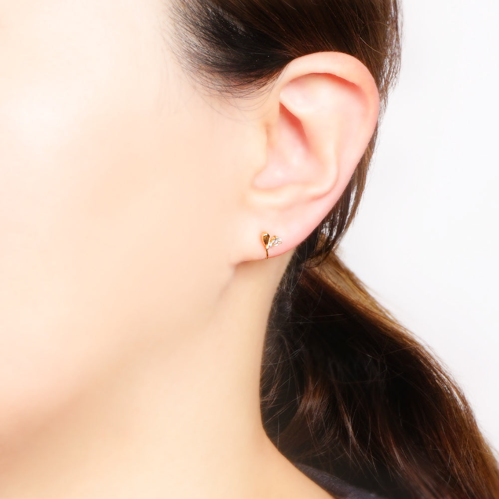 【NEW】【 金属アレルギー対応 】ステンレス ハート キュービックジルコニア ノンホールピアス
