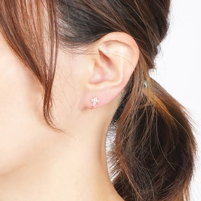 【NEW Color】キュービックジルコニア フラワー ノンホールピアス