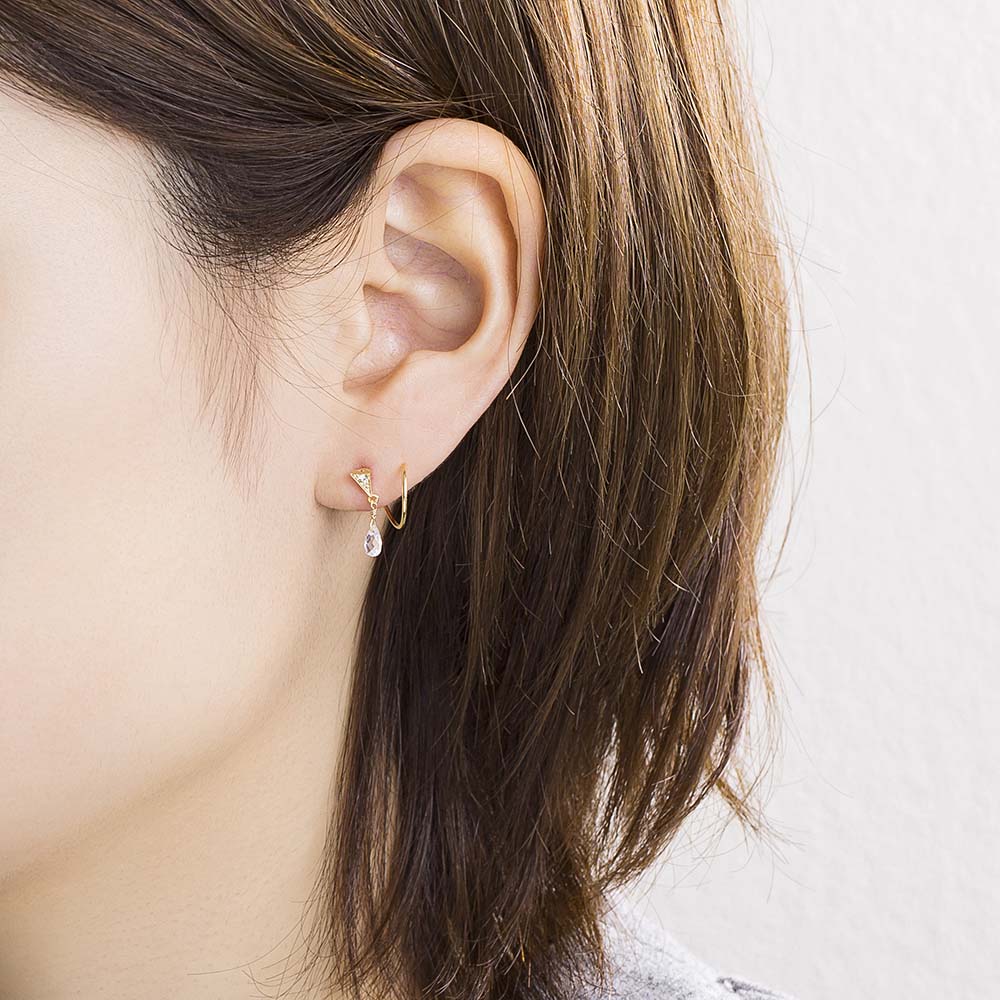 ティアドロップ スパイラルダブルピアス