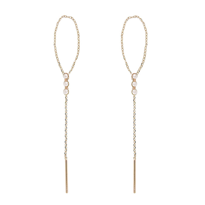 3連パールチェーンピアス