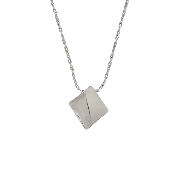 スクエアネックレス