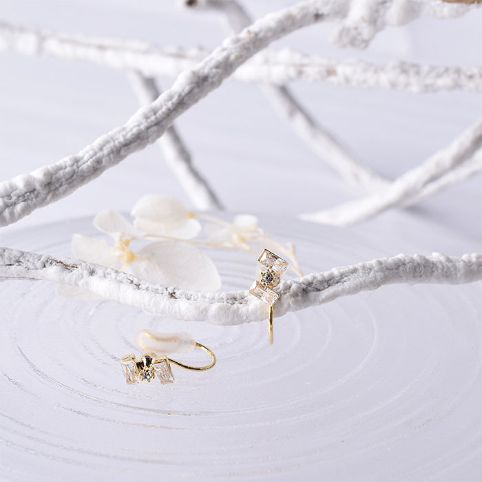 スクエアキュービックジルコニア ノンホールピアス