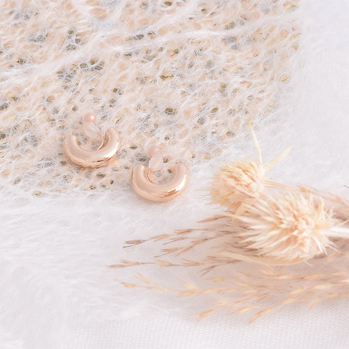 ヌードゴールド フープ ノンホールピアス 痛くない イヤリング 金属アレルギー対応 日本製 itam ピアスみたいに見える