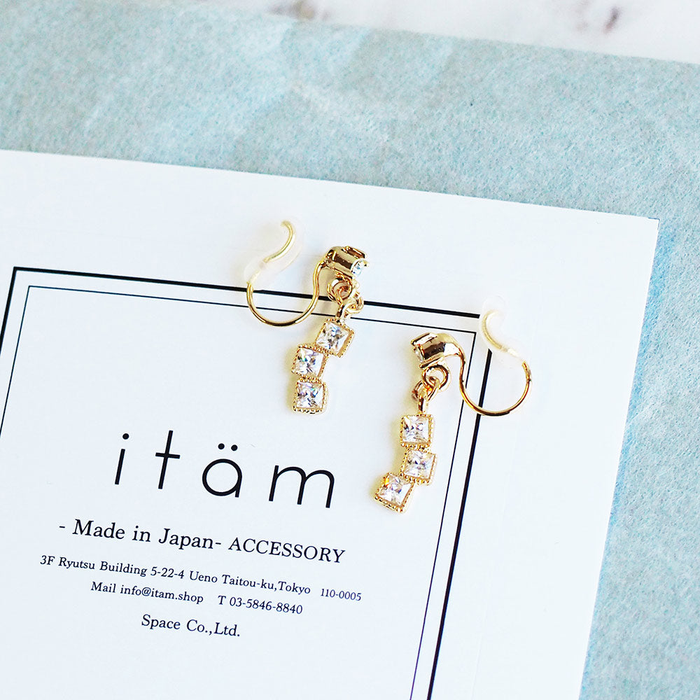 3連スクエアフォルム ノンホールピアス