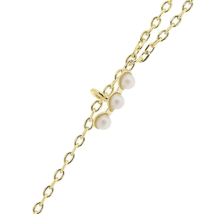 3連パールチェーンピアス