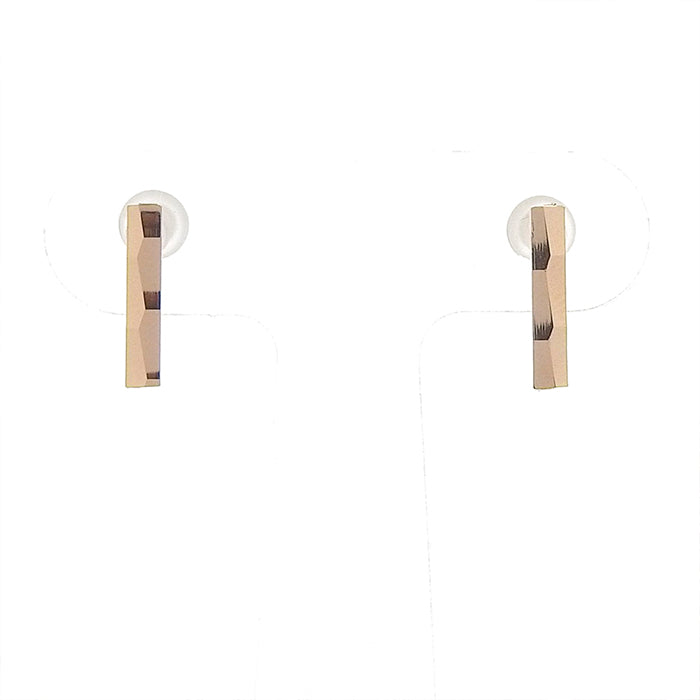 ダイヤカット セラミックポストピアス