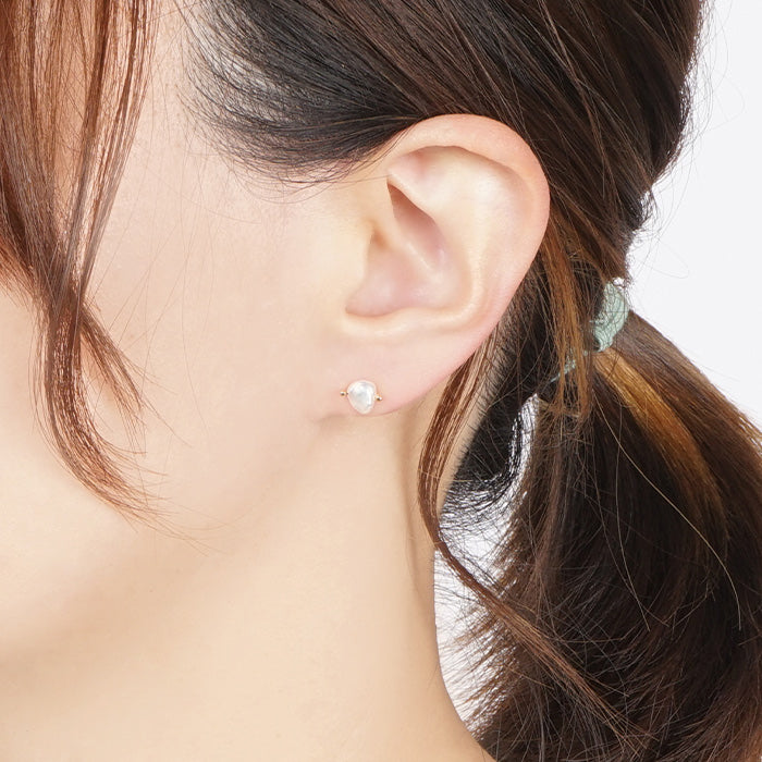 Natural stone 淡水パール シングルピアス