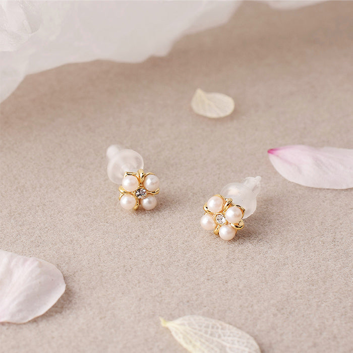 【 金属アレルギー対応 】パールフラワーモチーフ セラミックポストピアス