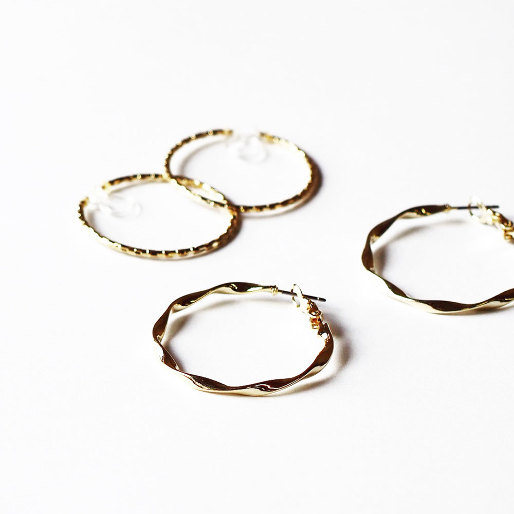 ツイストフープピアス