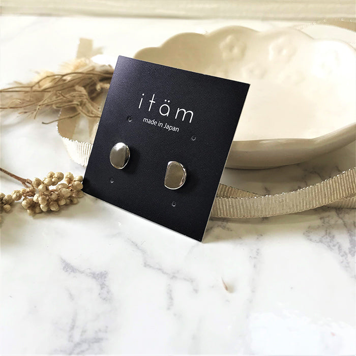 プレートピアス