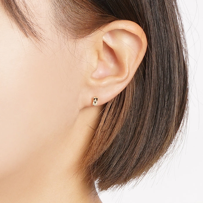 ダイヤカット セラミックポストピアス