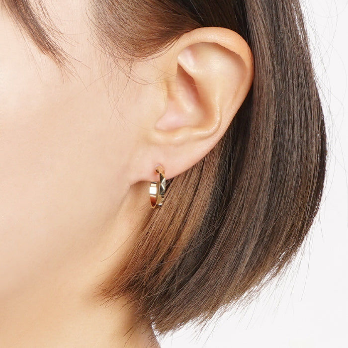 ダイヤカットフープ セラミックポストピアス