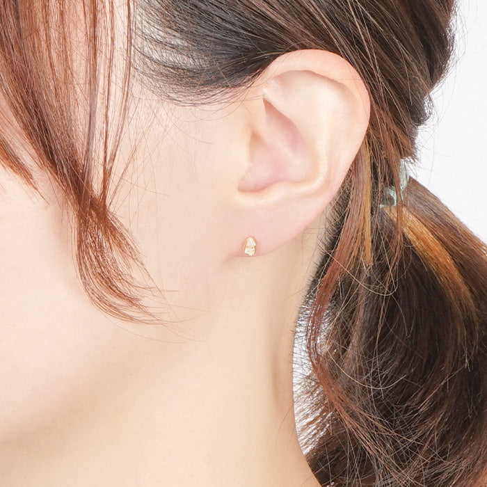 キュービックジルコニア ティアドロップピアス