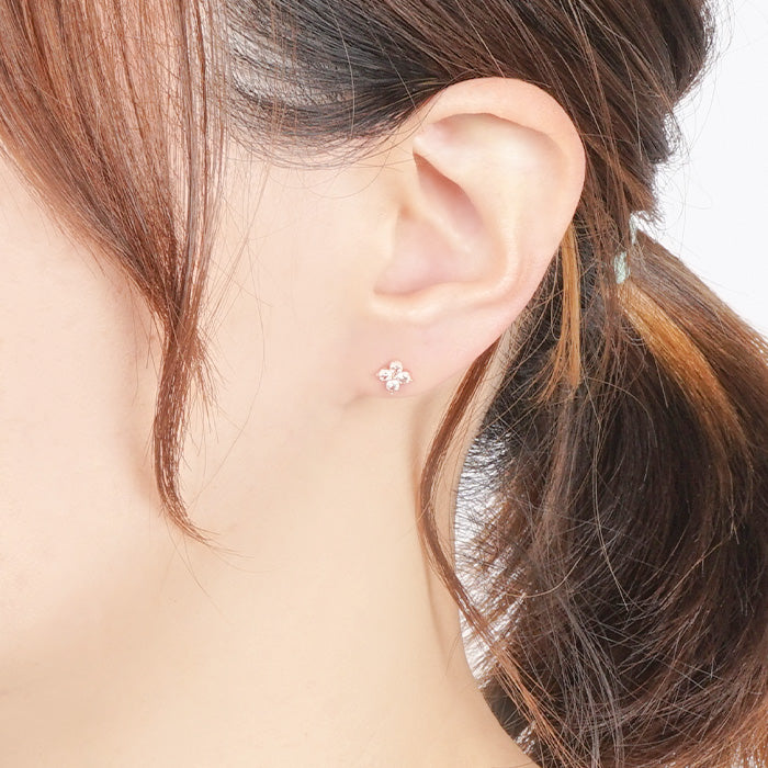 【NEW Color】キュービックジルコニア フラワー ピアス