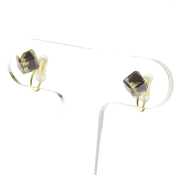 【itam人気商品】カラーストーン キューブノンホールピアス